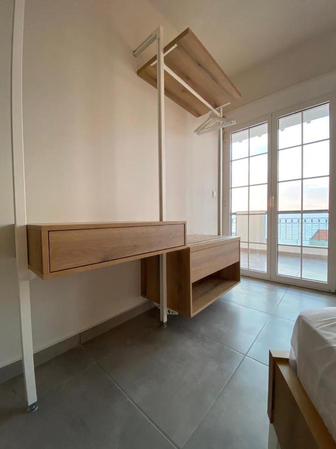 Villa Eleni Greece - Wonderful Sea View Studios Nea Roda Exterior photo